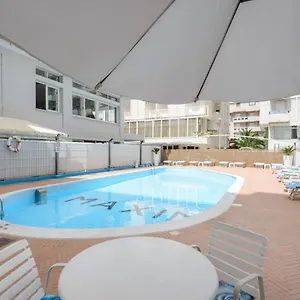 *** Hotel Arena Nuova Gestione Italie